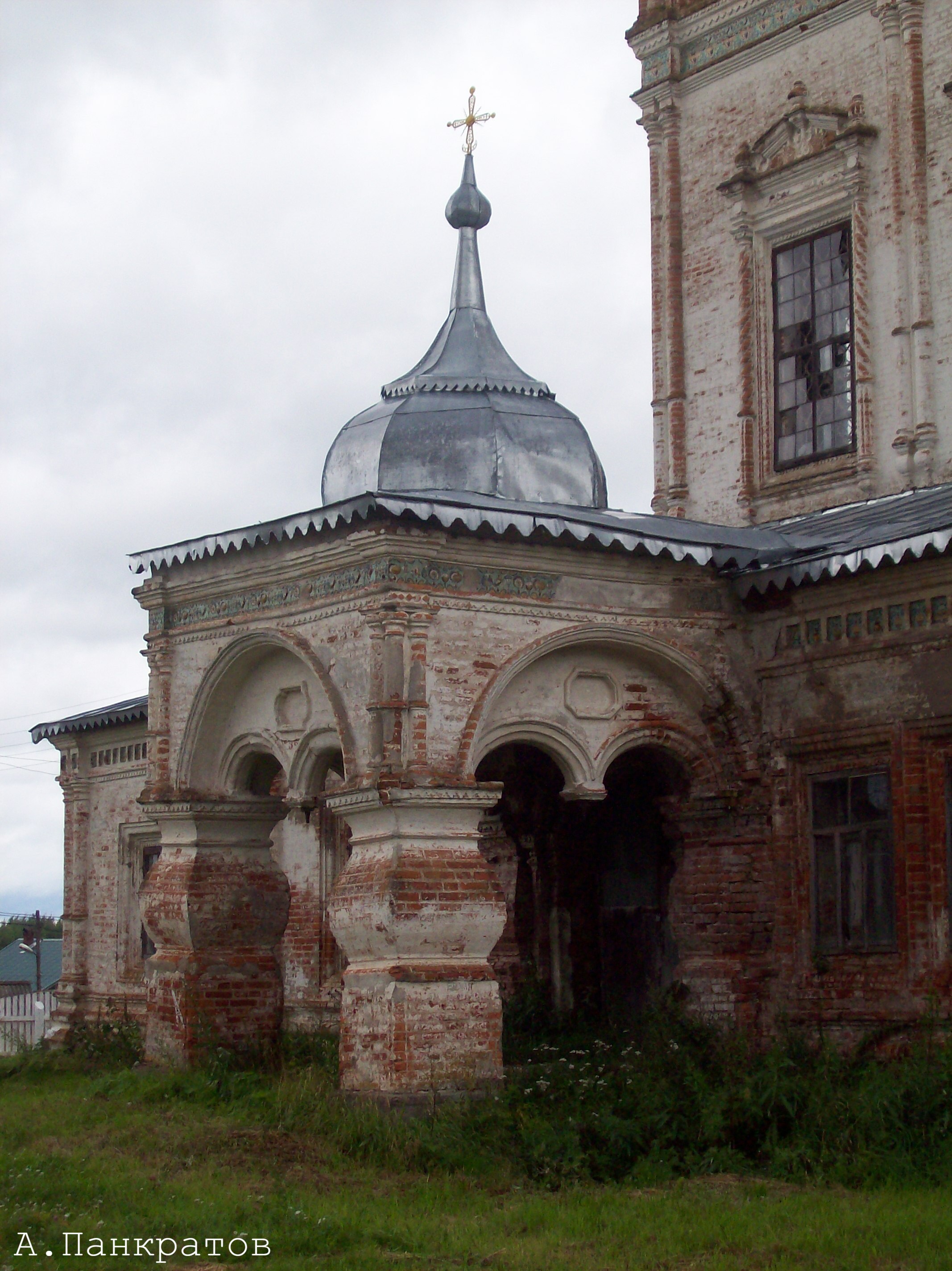 Лальск. Воскресенский собор, крыльцо